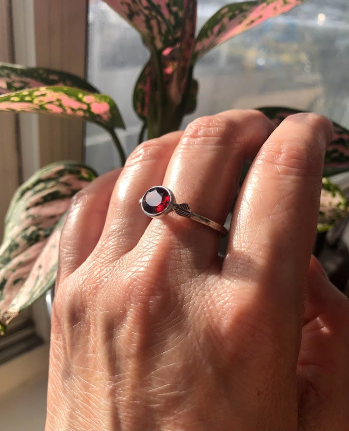 Mozambique Garnet Ring
