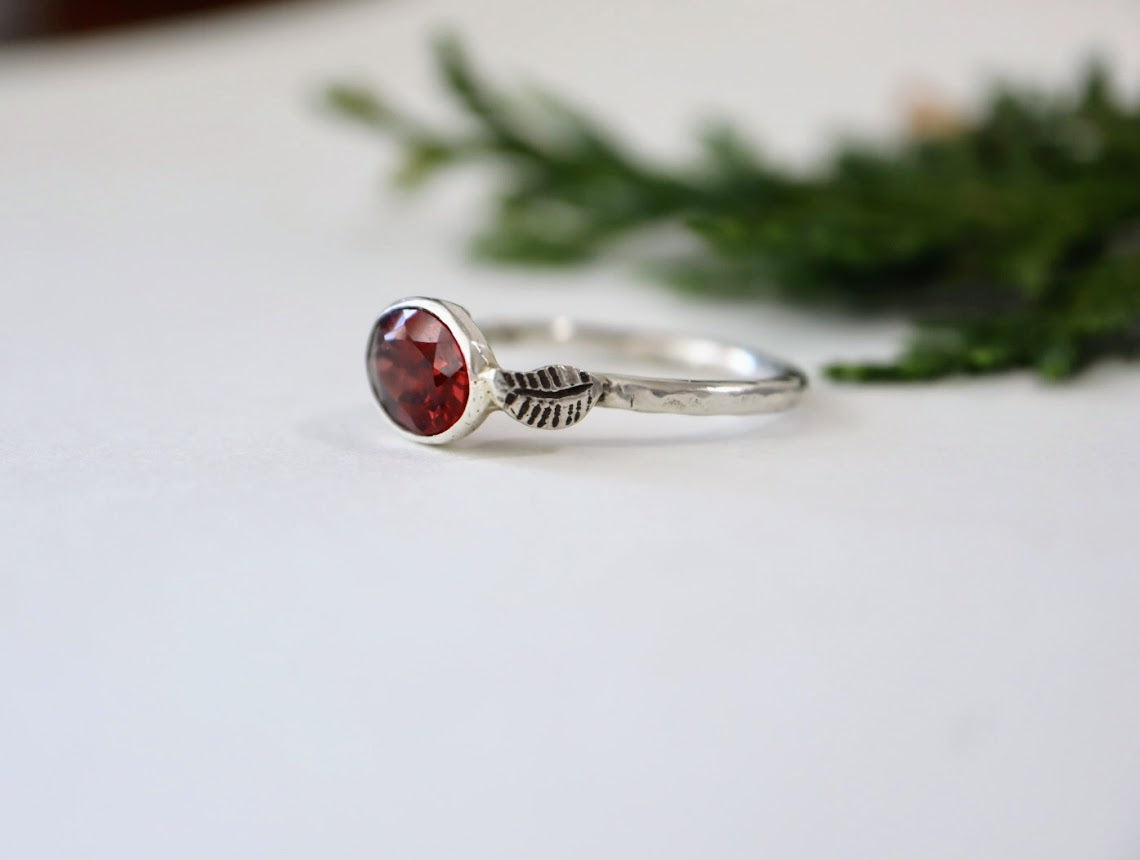 Mozambique Garnet Ring