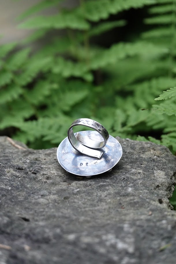 Labradorite ring, labradorite hand carved