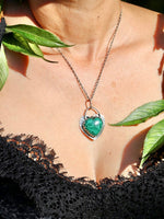 Load image into Gallery viewer, Malachite Heart necklace
