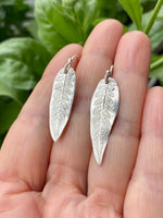 Load image into Gallery viewer, Ferns leaves earrings
