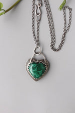 Load image into Gallery viewer, Malachite Heart necklace
